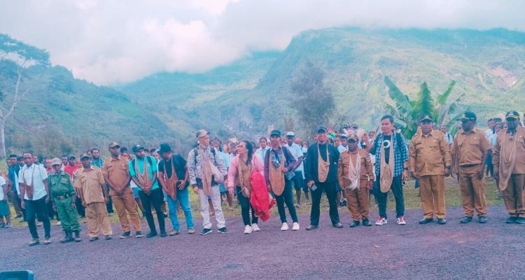 Tambahkan judul (17)